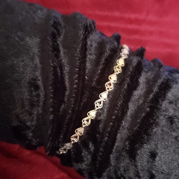 Jewelry - 14 K white gold heart bracelet